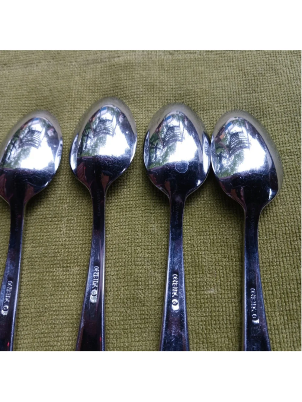 Oneida Splice Set of 4 Tea Spoons Stainless Steel